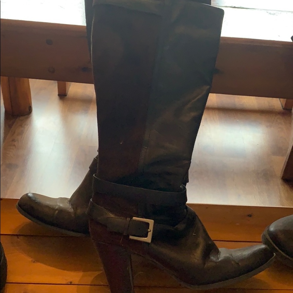 Brown high heeled boots